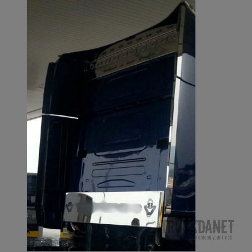 Side spoiler profiles with pins compatible with SCANIA