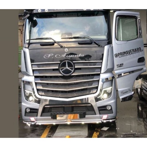 Stainless steel door side profiles compatible with MERCEDES ACTROS MP4 - MP5